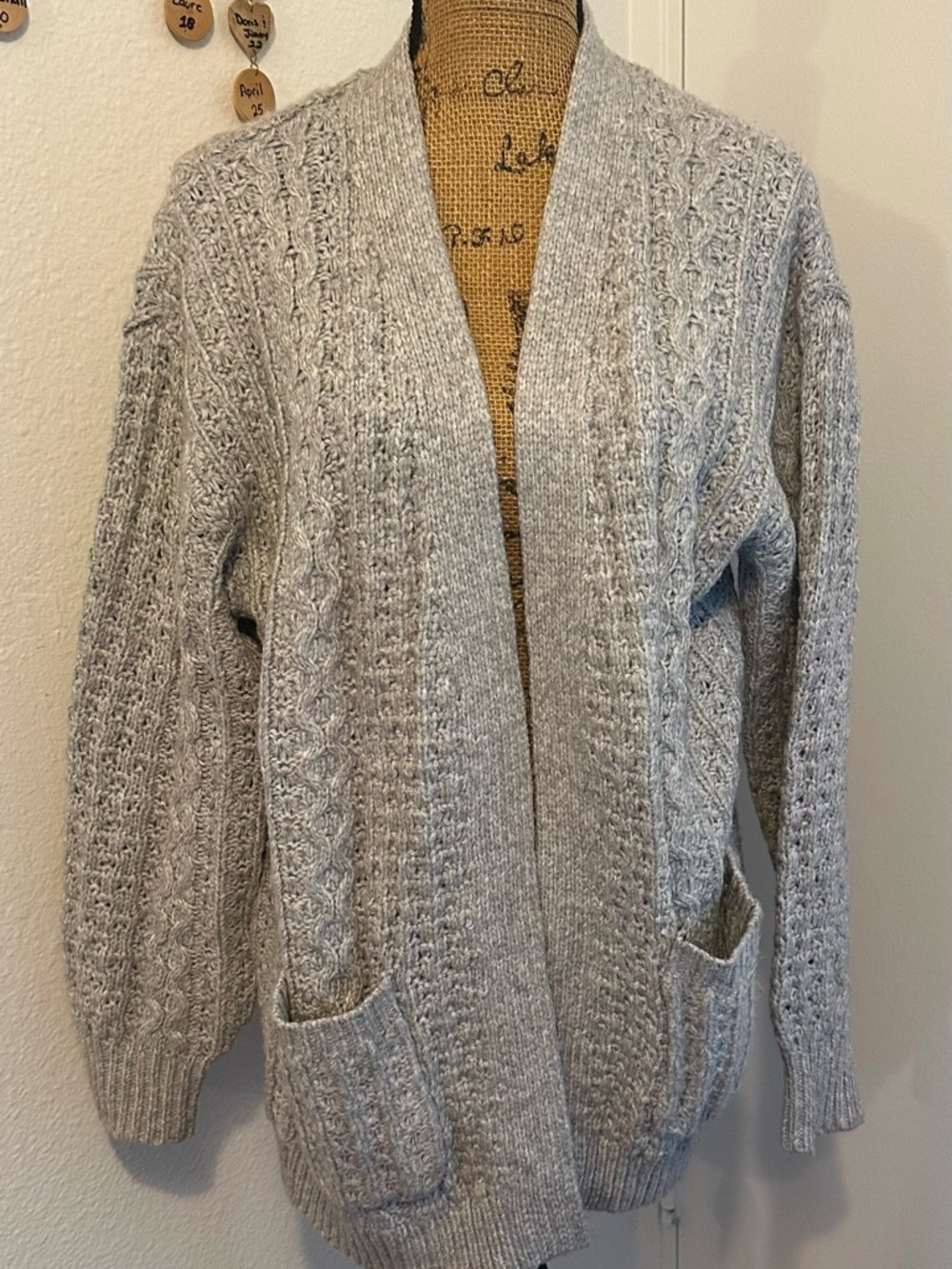 Cozy Open-Front Cable Knit Cardigan Sweater - Light Gray